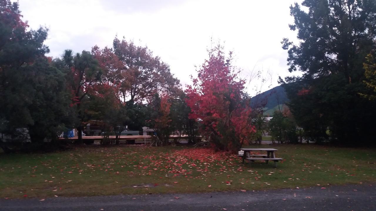 Turangi Holiday Park Eksteriør bilde